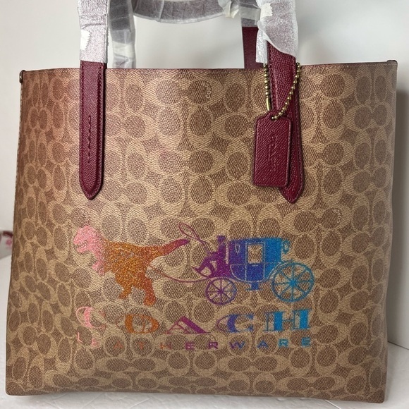 Coach 338775 Signature Heritage Horse and Carriage MultiColor Tote Bag NWT Macys - Picture 6 of 13